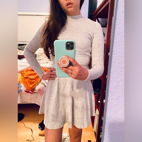 Darling turtleneck dress with open back - Picture 7 of 7